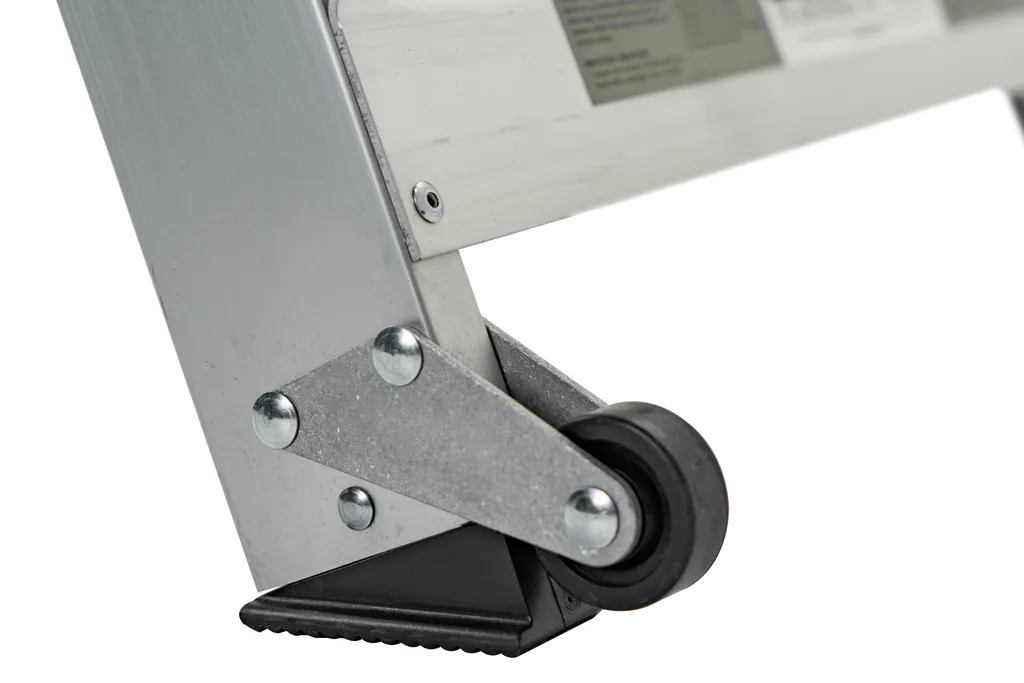 Escabeau en aluminium 4 marches 150kg Little Giant avec garde-corps fixe