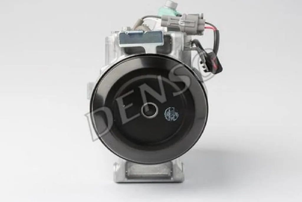 Compresseur de Climatisation Denso pour Mercedes Classe C E et SLK