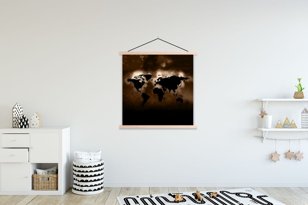 MuchoWow Textilposter Weltkarte - Sepia - Schwarz 120x120 cm mit holzfarbenen Rahmen - Textil-Poster