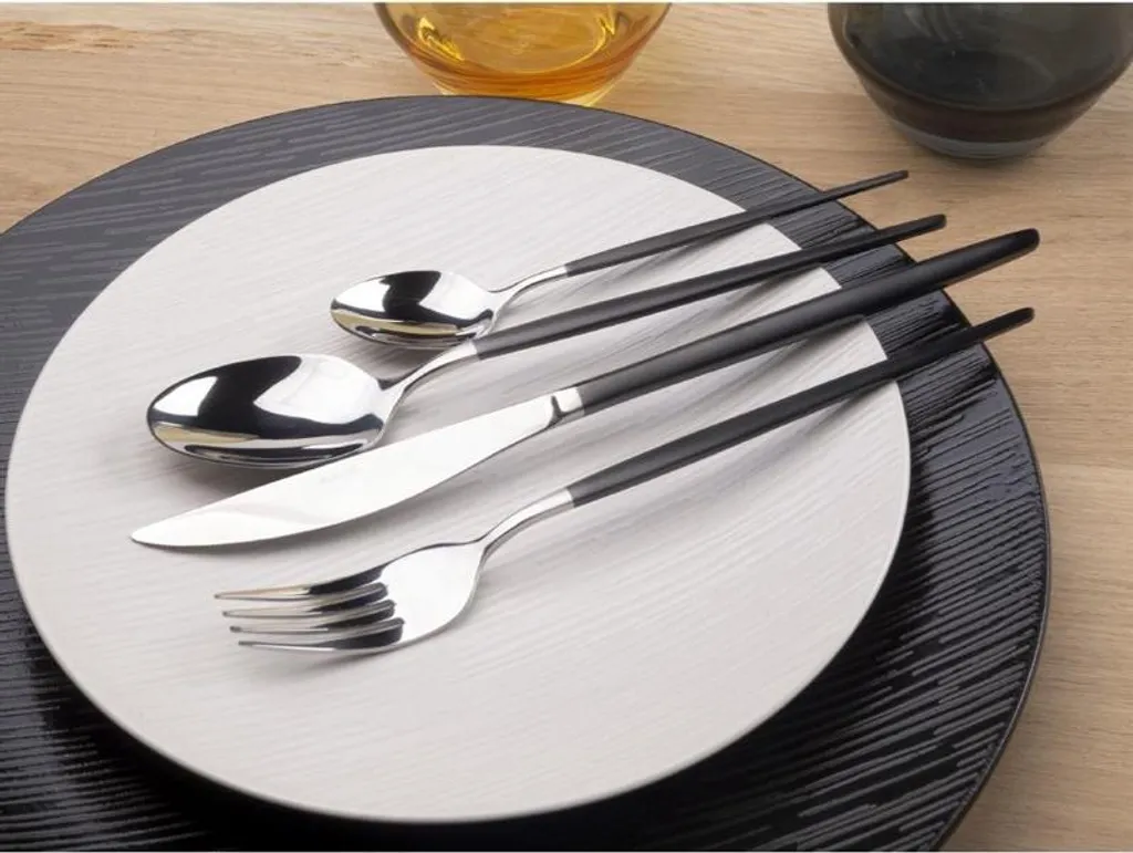 Couteaux de table Amefa noirs 12 pièces finition mate haute qualité