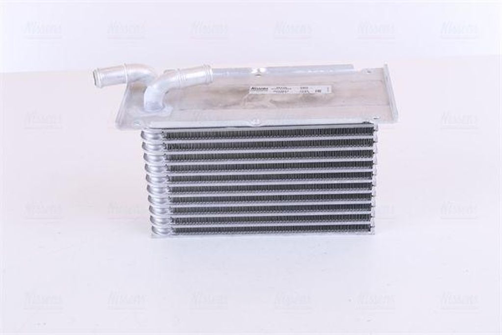 NISSENS 96470 Turboladerkühler OE 03C145749B kompatibel mit Touran, Tiguan, Scirocco, Polo 6R, Passat 3B, Passat 3C, Jetta, Golf VI, Golf Plus, EO...