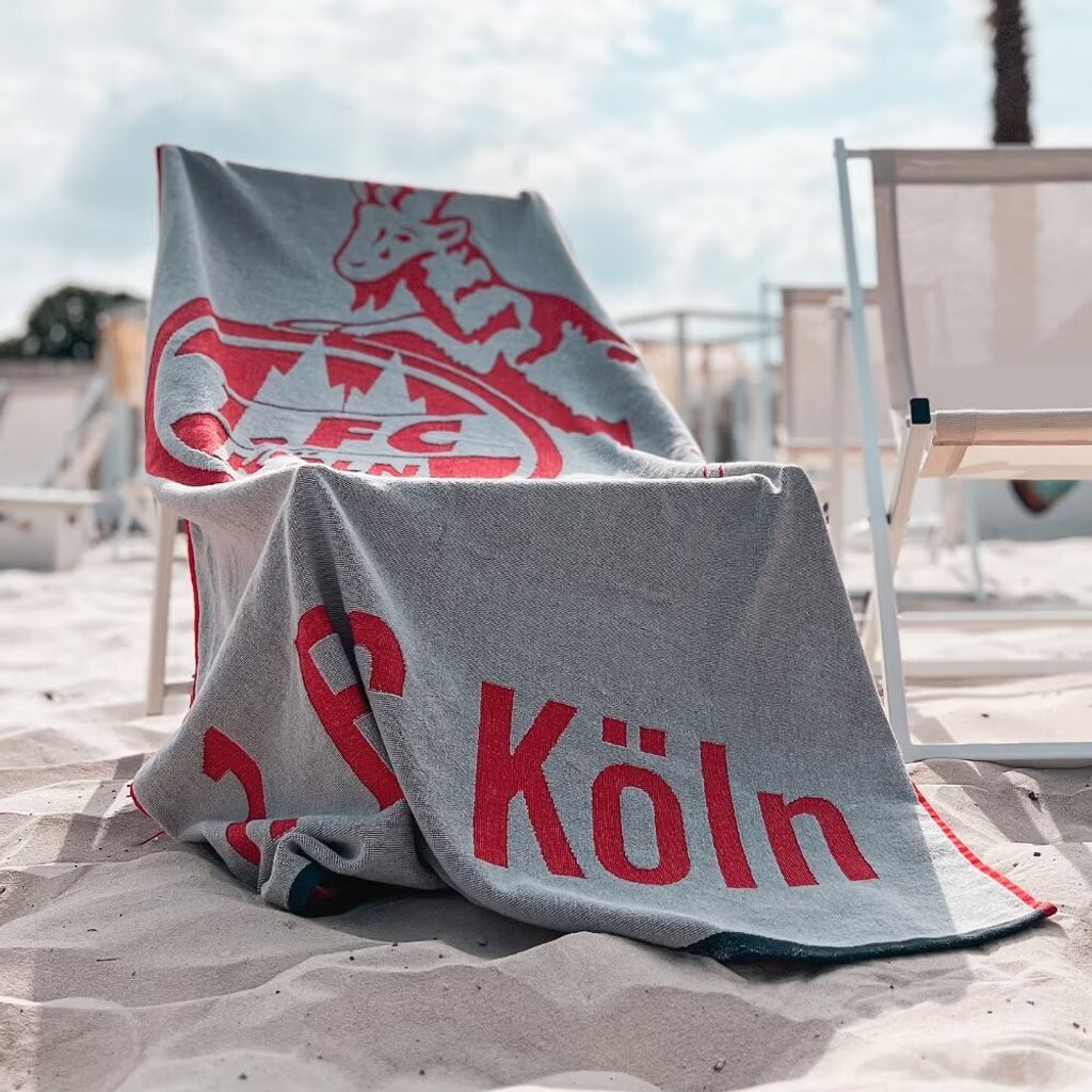 1. FC Köln Strandtuch "Logo" 180x90 cm Produktbild 