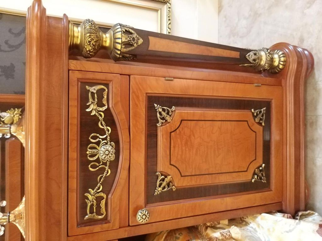 Luxus Klasse Barock Rokoko Schminktisch mit Spiegel Kommode Konsolen Tisch Neu