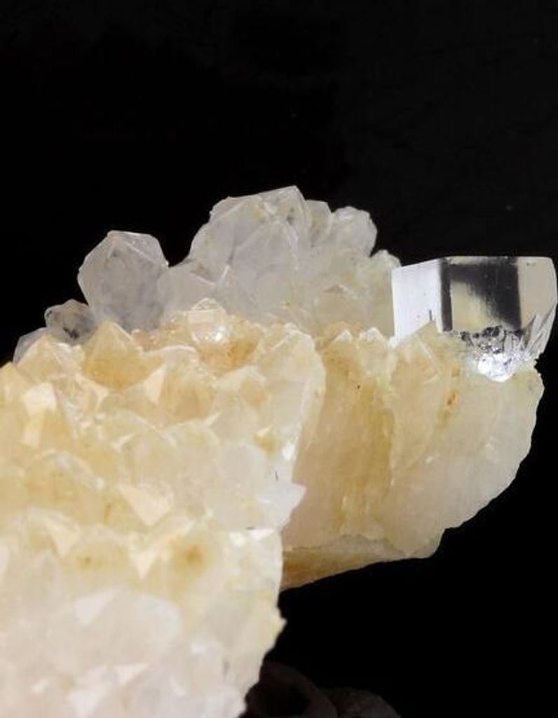 Fluorit + Quarz 266,7 Karat