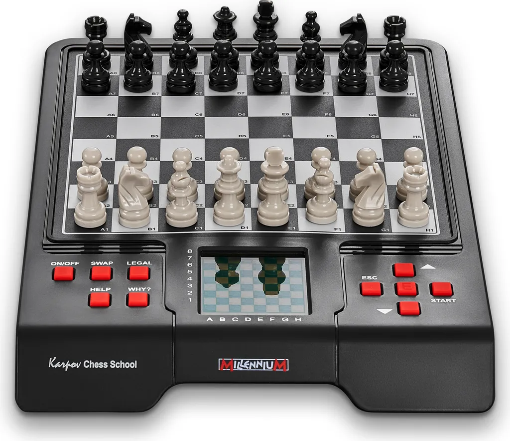 Ordinateur d'échecs interactif Millennium Karpov avec coaching vocal - 2