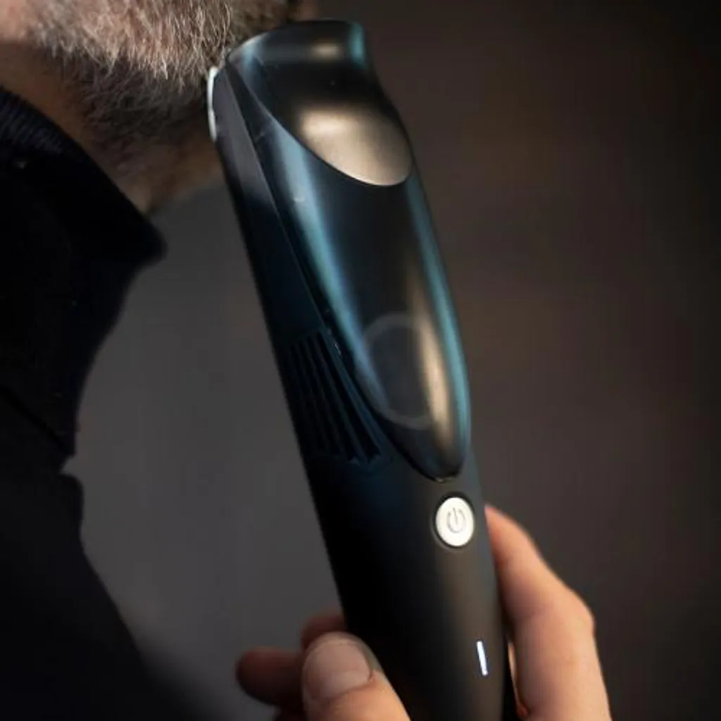 Rasoir barbe avec système d'aspiration intégré - Finition Noir Mat