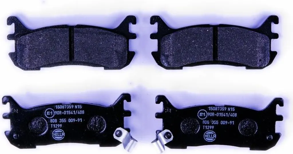 Évitez l'usure des disques avec les plaquettes HELLA 13,3mm Mazda MX-5