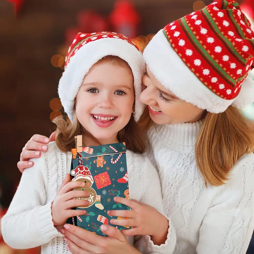 Kit Emballage Noël : 24 Sachets Kraft, Pinces et Étiquettes - Prêt à Offrir