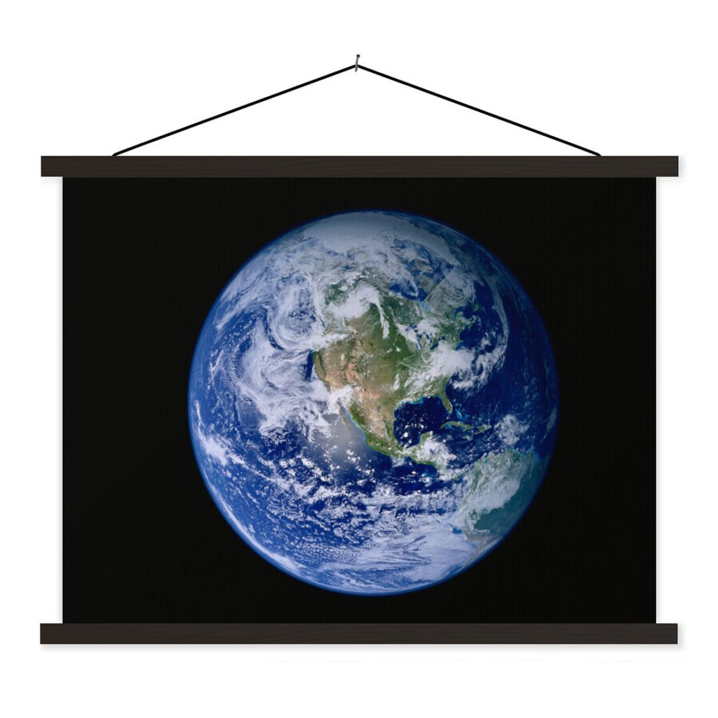 MuchoWow Textilposter Satellitenbild der Erde mit Wolken 40x30 cm mit schwarzem Rahmen - Dekorationen