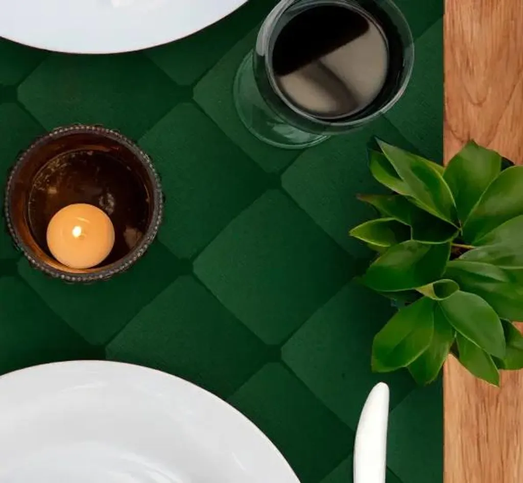 Chemin de table vert Rhombus 40cm x 24m - Qualité PREMIUM gaufrée