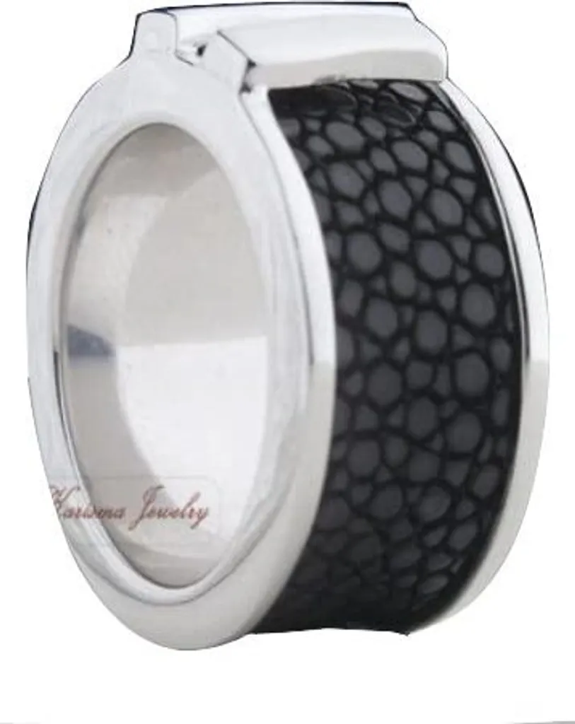 Anello Donna Karisma Argento e Pelle di Pesce Nera | Design d'Avanguardia