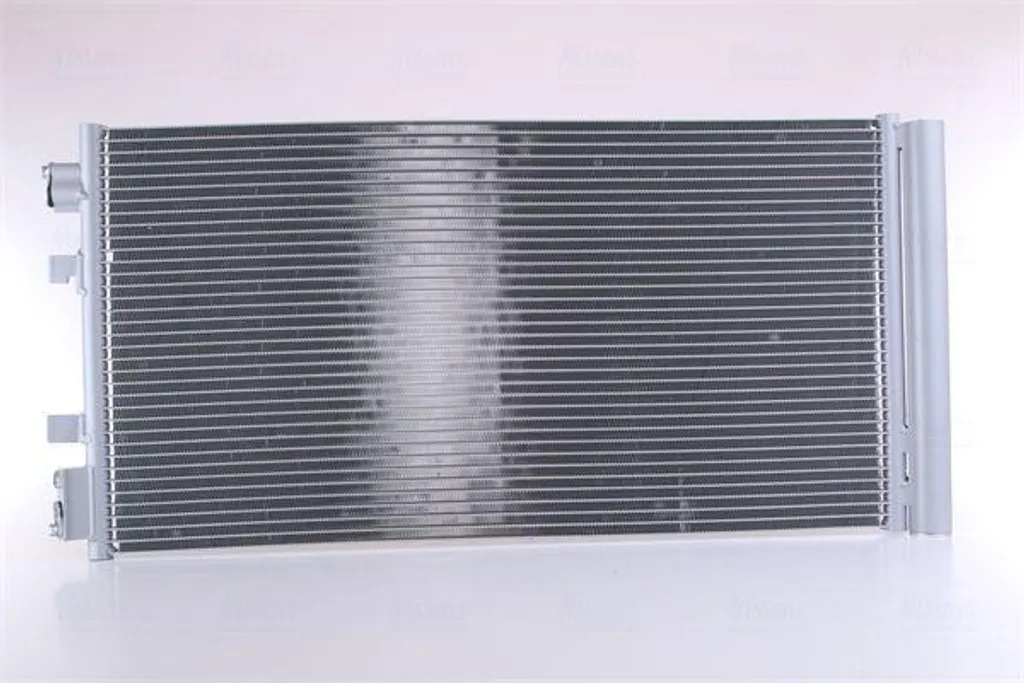 Fini les fuites de clim : Condenseur Nissens 940259 pour Scenic et Megane