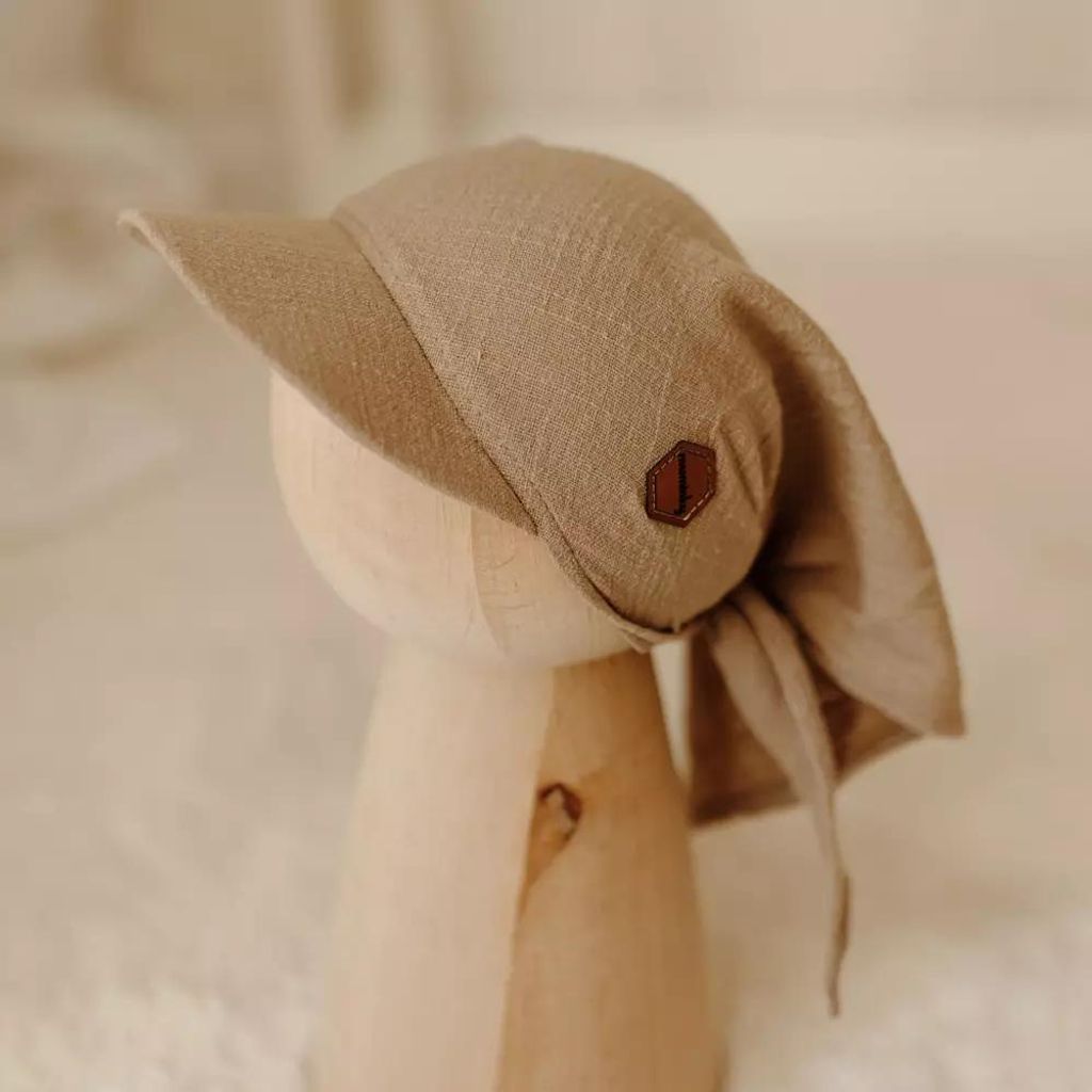 Muminky | Musselin Kopftuch mit Schirm - Dunkelbeige - Atmungsaktiv - Handgemacht - Sonnenschutz