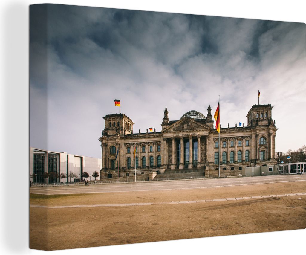 OneMillionCanvasses - Leinwandbilder - 140x90 cm, Der deutsche Reichstag unter stürmischen Wolken in Berlin, Wandbilder Kunstdruck Wanddekoratio...