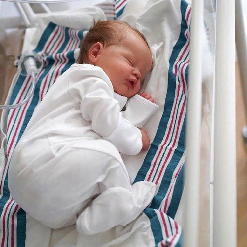 48 cm handgeschilderde Rebornbabypuppe mit 3D-Haut, schlafender Puppe, mehrschichtig beschriftet und sichtbare Adern