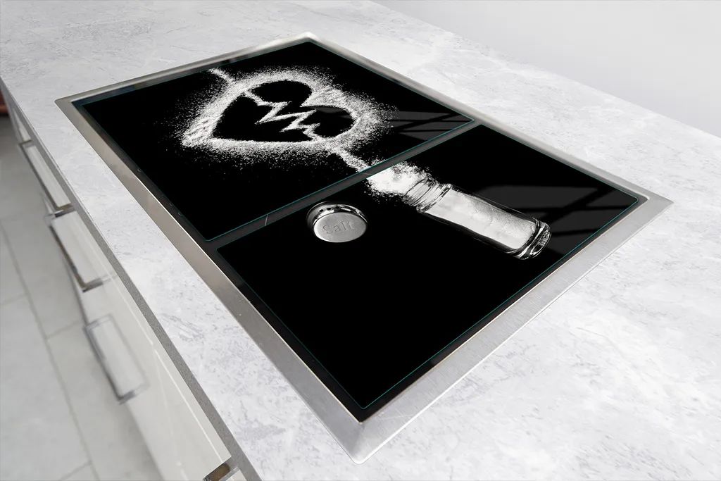 Copri Piano Cottura Vetro 75x52 Cuore Nero | Tagliere Multifunzione - 6