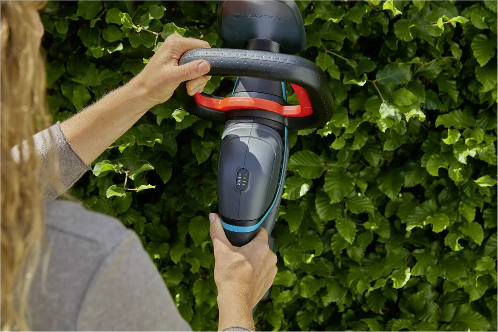 Gardena 14730-55 ComfortCut | Tagliasiepi Wireless 18V P4A Solo - 4