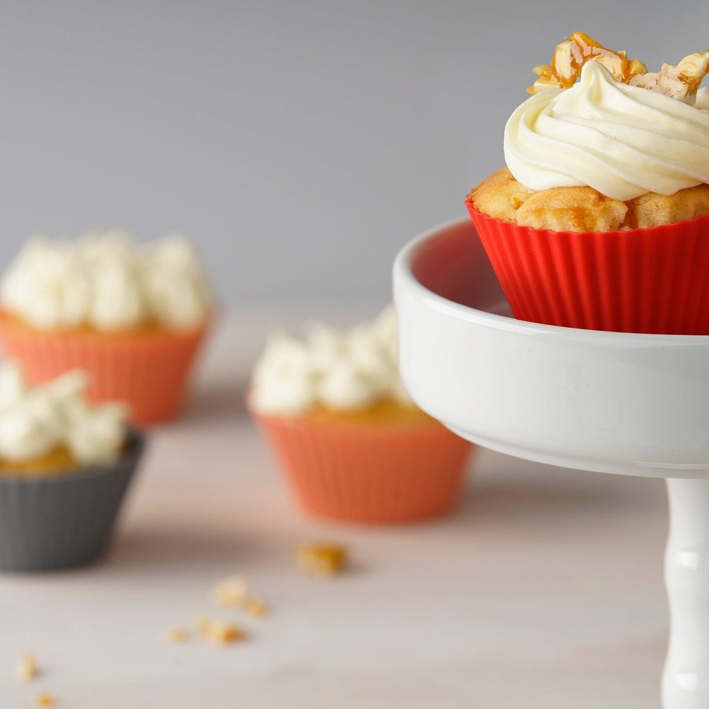 Stampo Per Muffin In Silicone Dr. Oetker, 12 Cavità, 34x26x3 Cm, Colore Rosso - Antiaderente E Flessibile