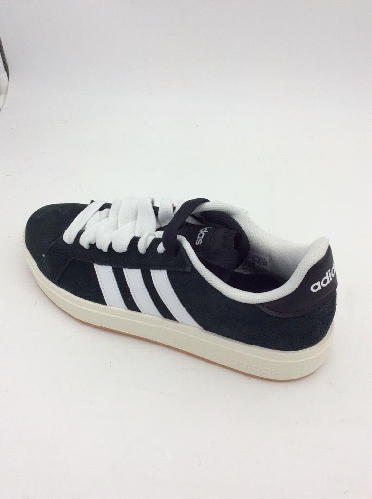 Adidas IH6184_650, Schwarz, black,Cloud White,Gum Produktbild 