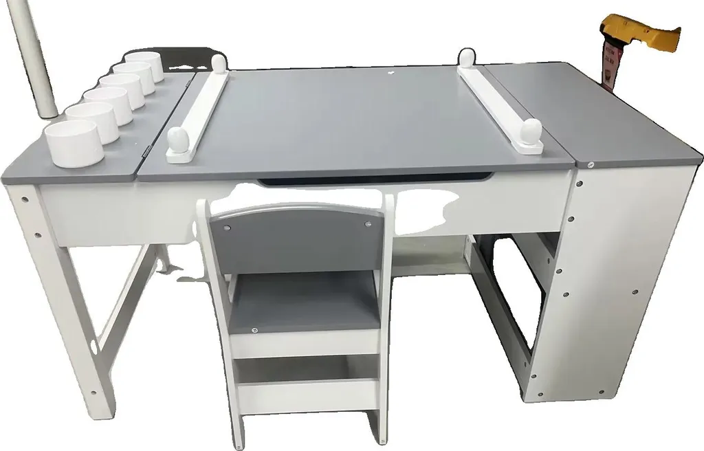 Bureau d'activité enfant multifonction avec rangement et plateau chevalet
