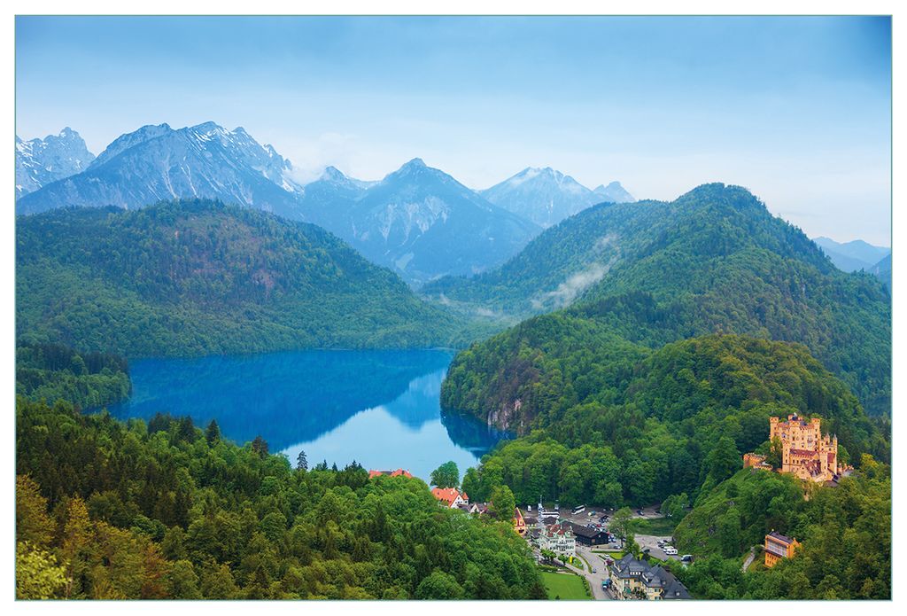Wallario Küchenrückwand aus Glas, Größe: 90 x 60 cm, Motiv: Schloss Hohenschwangau neben dem Alpsee | Spritzschutz | abwischbar | pflegeleicht ...