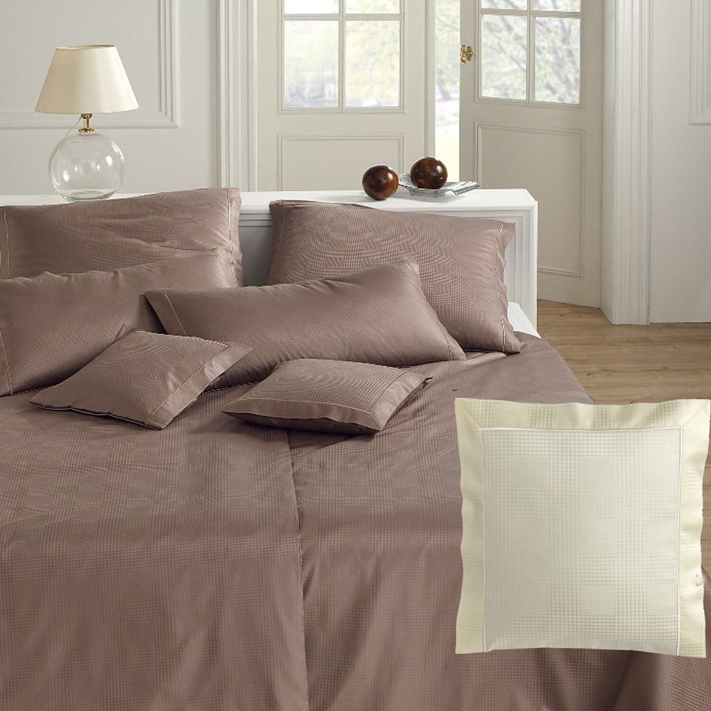 elegante Bettwäsche-Garnitur Seiden-Satin Parade Farbe Weiss Größe 200x200+2x40x80
