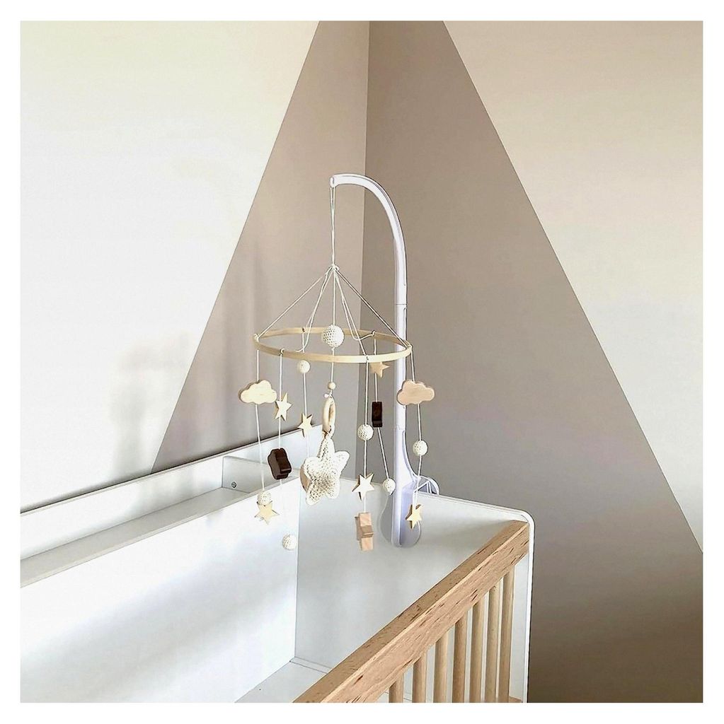 Mobile Baby Halterung aus Kunststoff in Naturweiß für Babybett und Wickeltisch