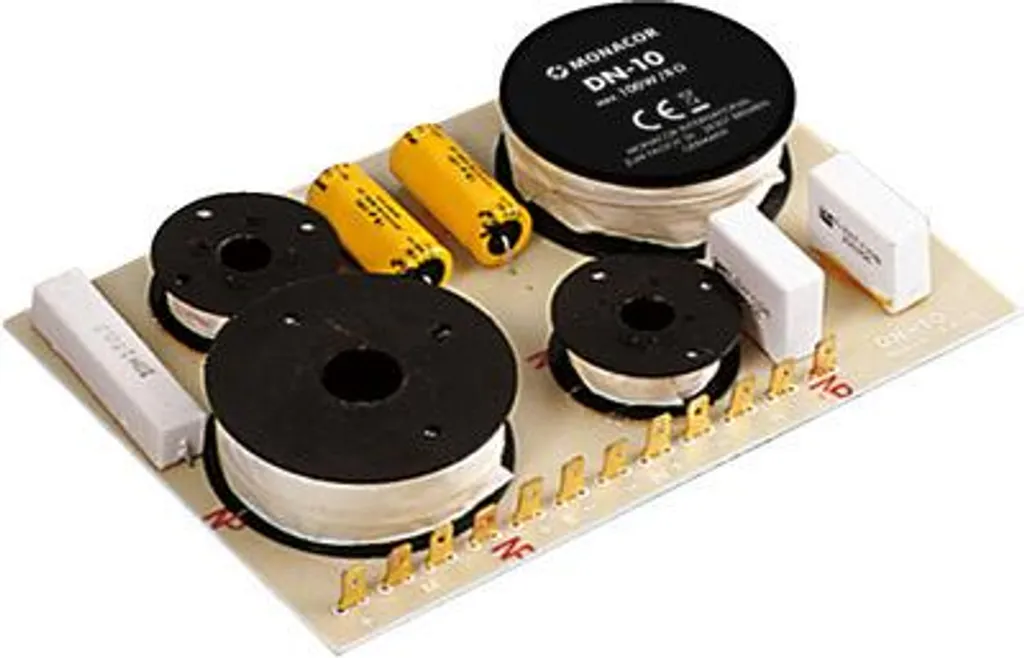 Supprimer les distorsions audio avec le filtre 3 voies Monacor DN-10 DIY