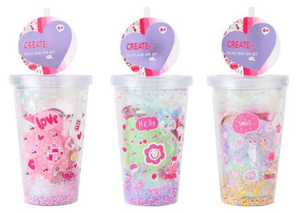Idée cadeau anniversaire : Gobelet avec savon et boules de bain rose
