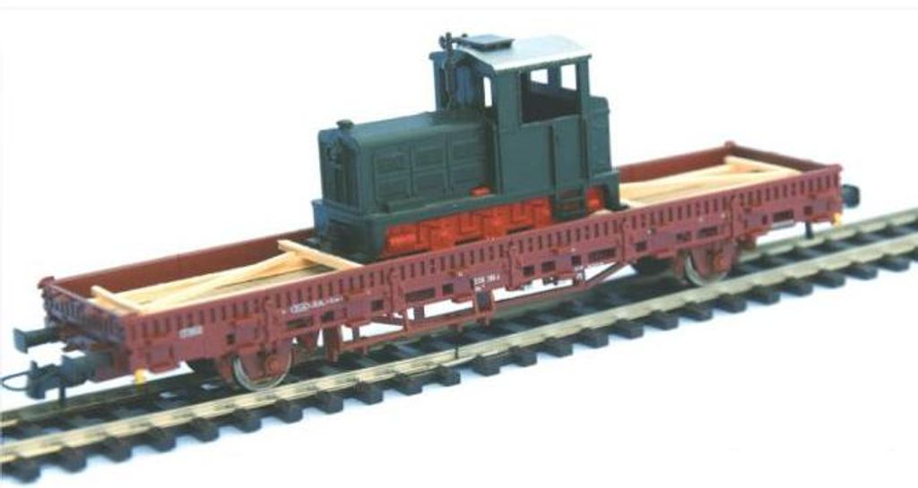 Loewe Ladegut kleine Feldbahnlok / HO, 140 mm 2327