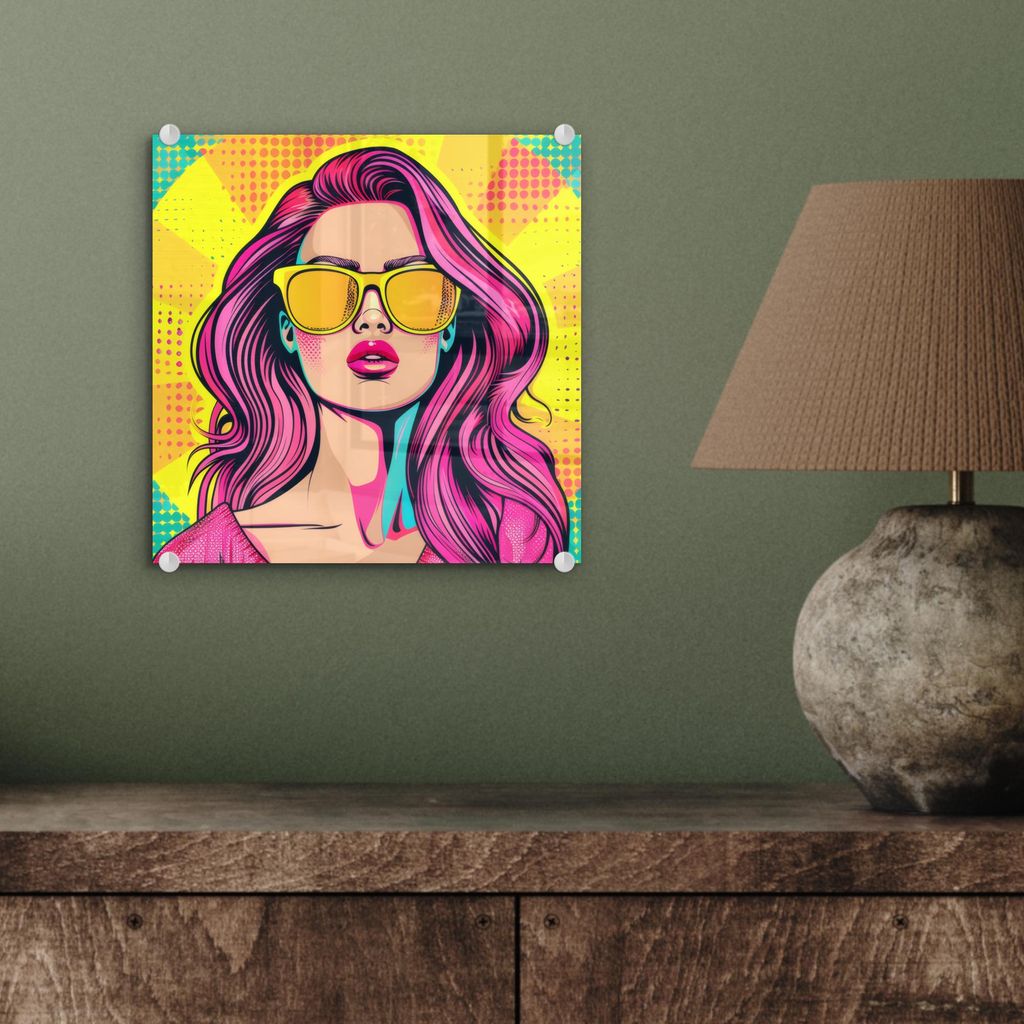 MuchoWow Glasbilder - Bilder auf Wandbild - Foto auf Glas Sonnenbrille - Frau - Sonnig - Gelb 20x20 cm Wanddekoration aus Glas - Acrylglasbild - Ac...