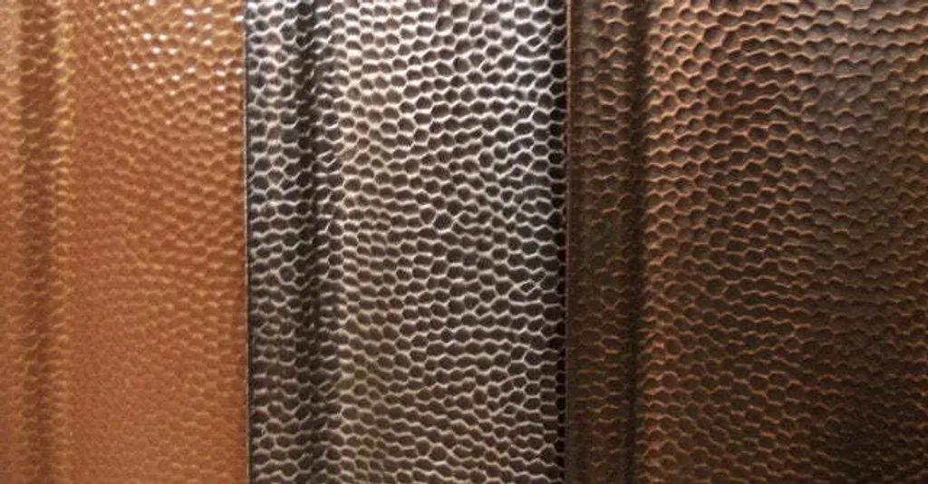 Panier à pellets anti-poussière réservoir martelé pour un salon propre