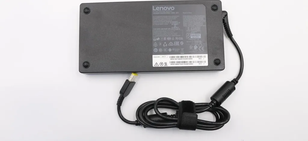 Adaptateur secteur Lenovo 65W USB-C de voyage pour ThinkPad et Yoga