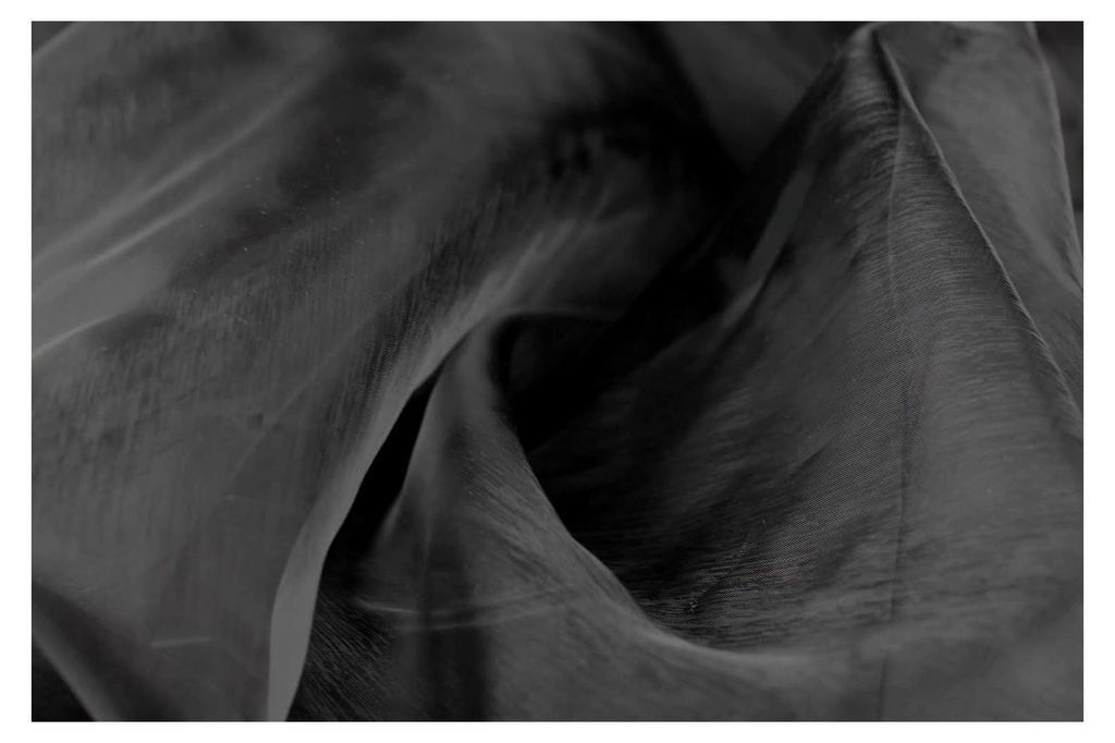 Organza Meterware Uni - eleganter Stoff für Festtagskleidung - transparenter Stoff - luftiger Netzstoff - Farbe: 069 schwarz