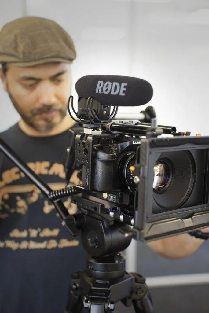 Rode VideoMic Pro Rycote Microphone de Vlog et Reportage Extérieur - 17