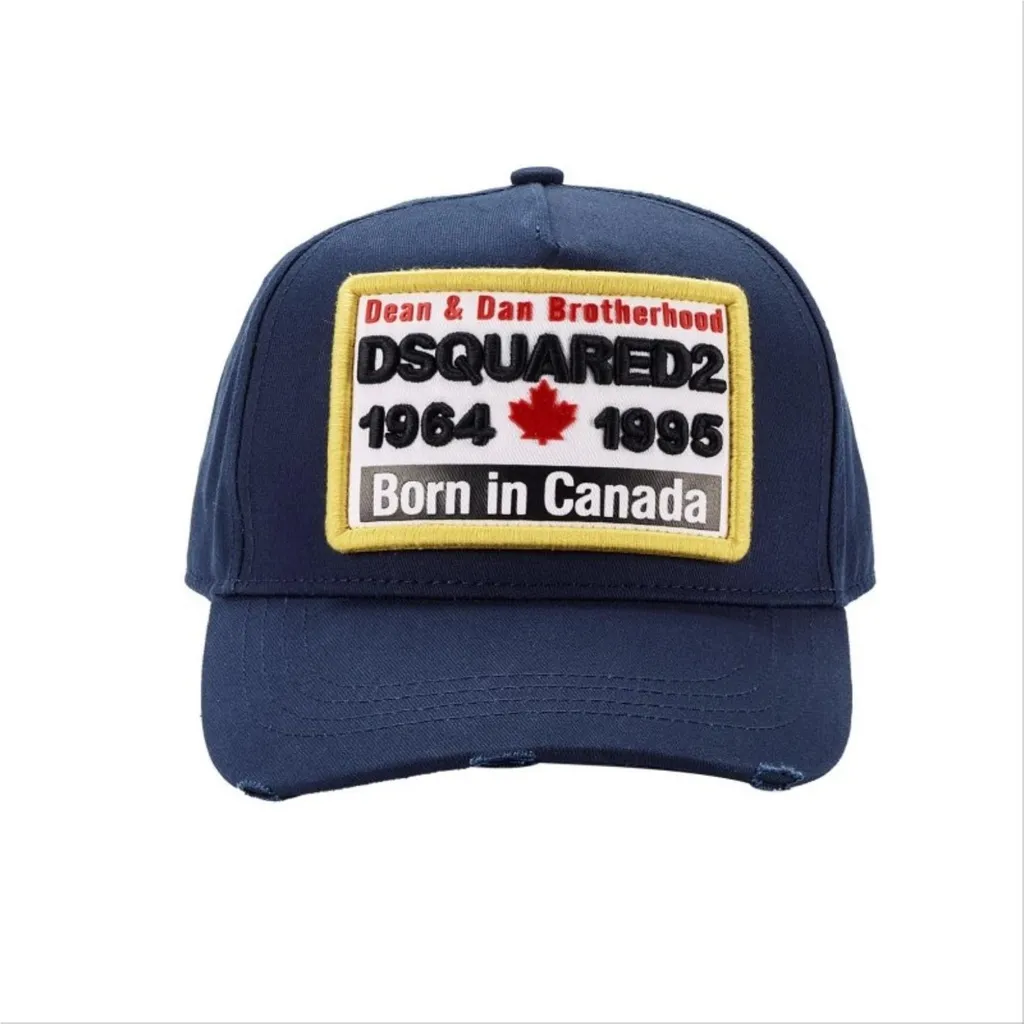 Bonnet Dsquared2 BCM0552 fini le froid avec cet accessoire luxe coton