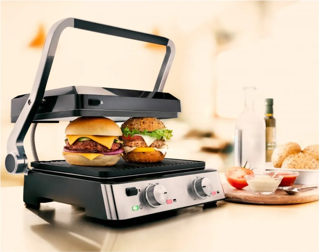 Grill de Table Braun CG7020 Idéal pour Barbecue Intérieur et Réceptions - 23