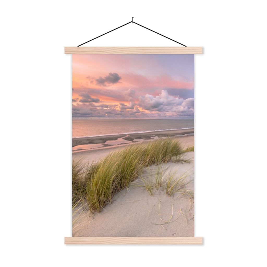 MuchoWow Textilposter Strand - Meer - Dünen - Niederlande - Rosa 40x60 cm mit holzfarbenen Rahmen - Poster