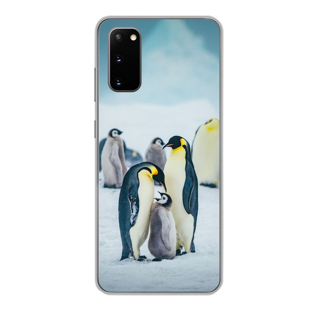 MuchoWow Handyhülle Schutzhülle Hülle für Samsung Galaxy S20 Kaiserpinguin-Küken wird gefüttert Silikon Softcase Handy Hülle - Bild