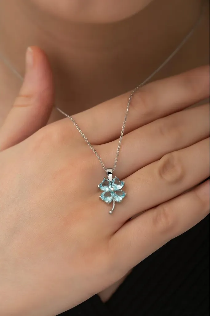 Bijou Trèfle à 4 feuilles en argent et aigue-marine, cadeau idéal femme