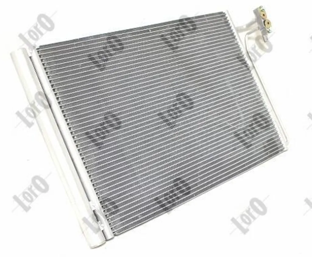 Condenseur de climatisation pour Range Rover III 027-016-0005 L322