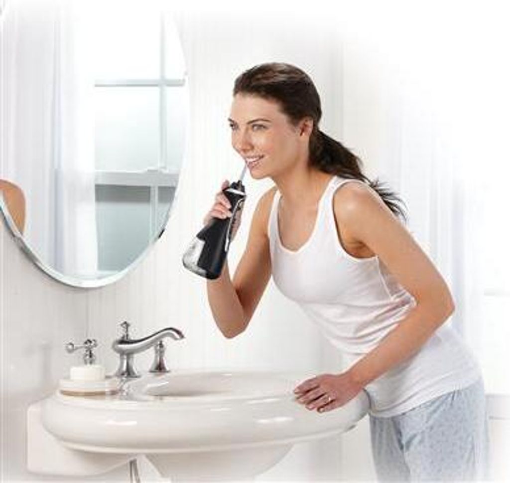 Waterpik WP-562 Cordless Advanced schwarz Munddusche Produktbild 4
