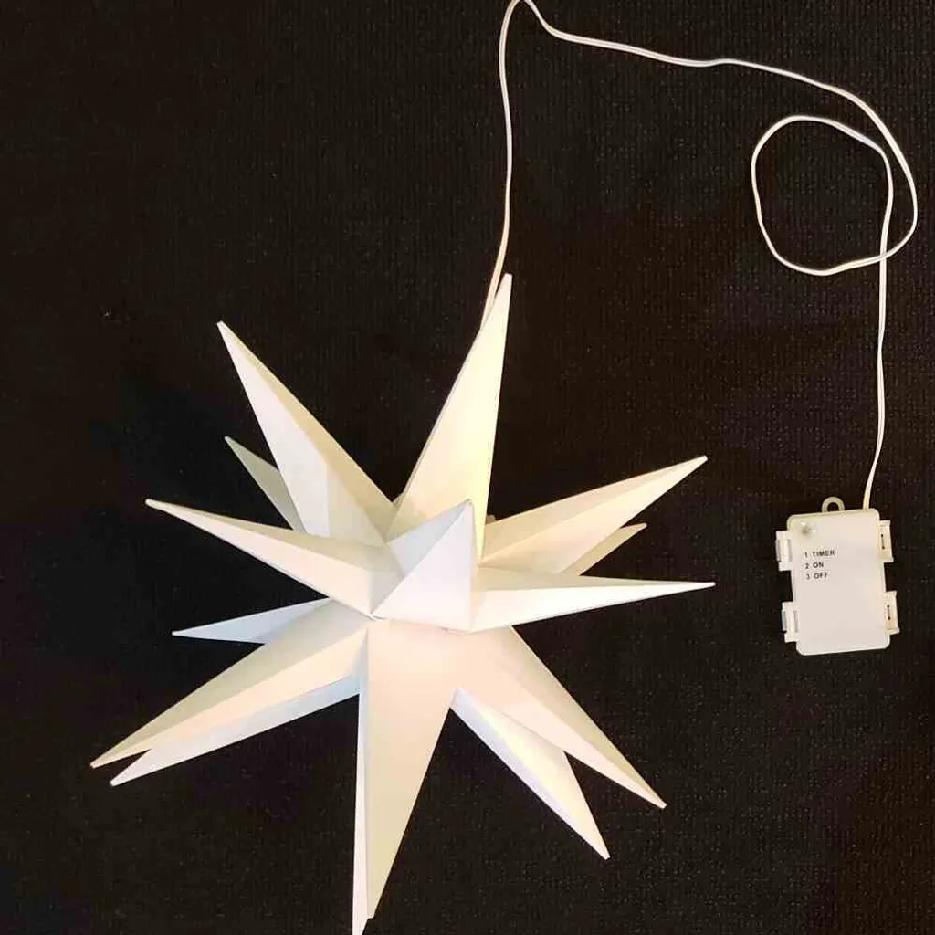 Étoile LED 58 cm Blanche HG : Déco de Noël Durable et Sans Pose