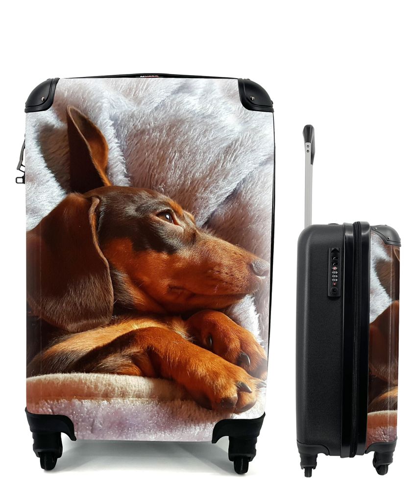 MuchoWow Koffer Handgepäck Trolley Rollkoffer Kleine Reisekoffer mit 4 Rollen - Niedlicher Dackel liegt unter der Bettdecke - Cabin Size < 55x40...