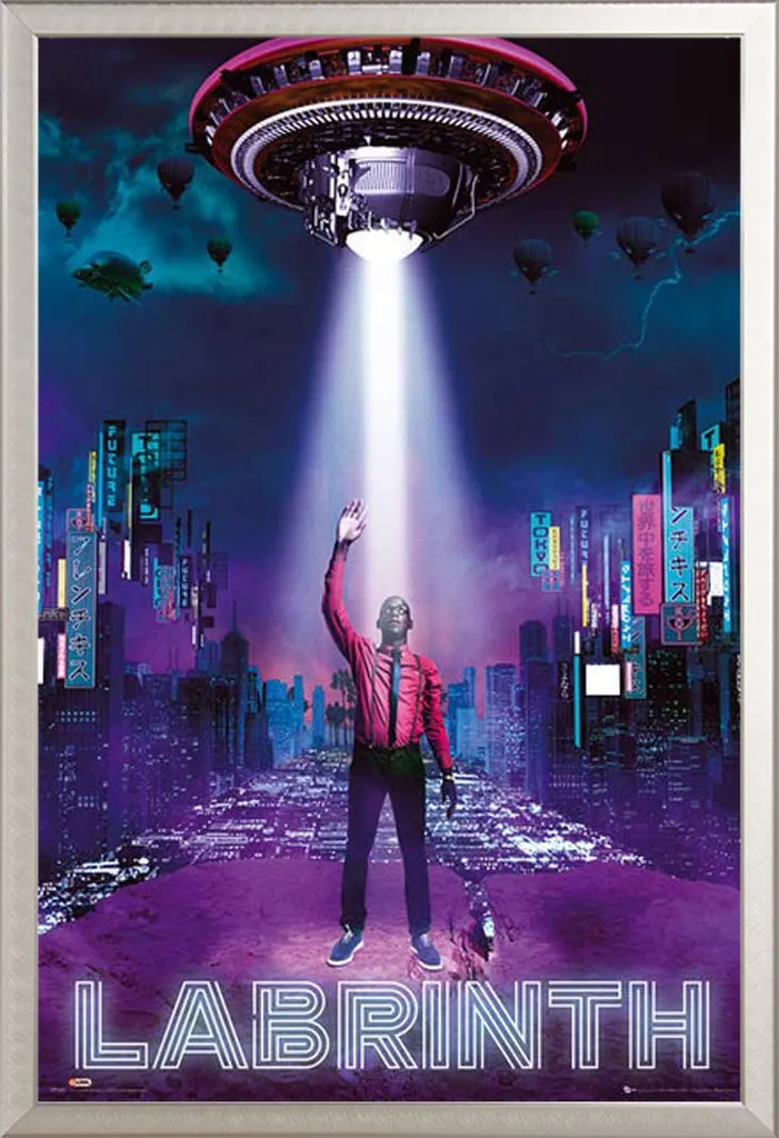 Poster Labrinth OVNI sous vitre acrylique et cadre Shinsuke argenté