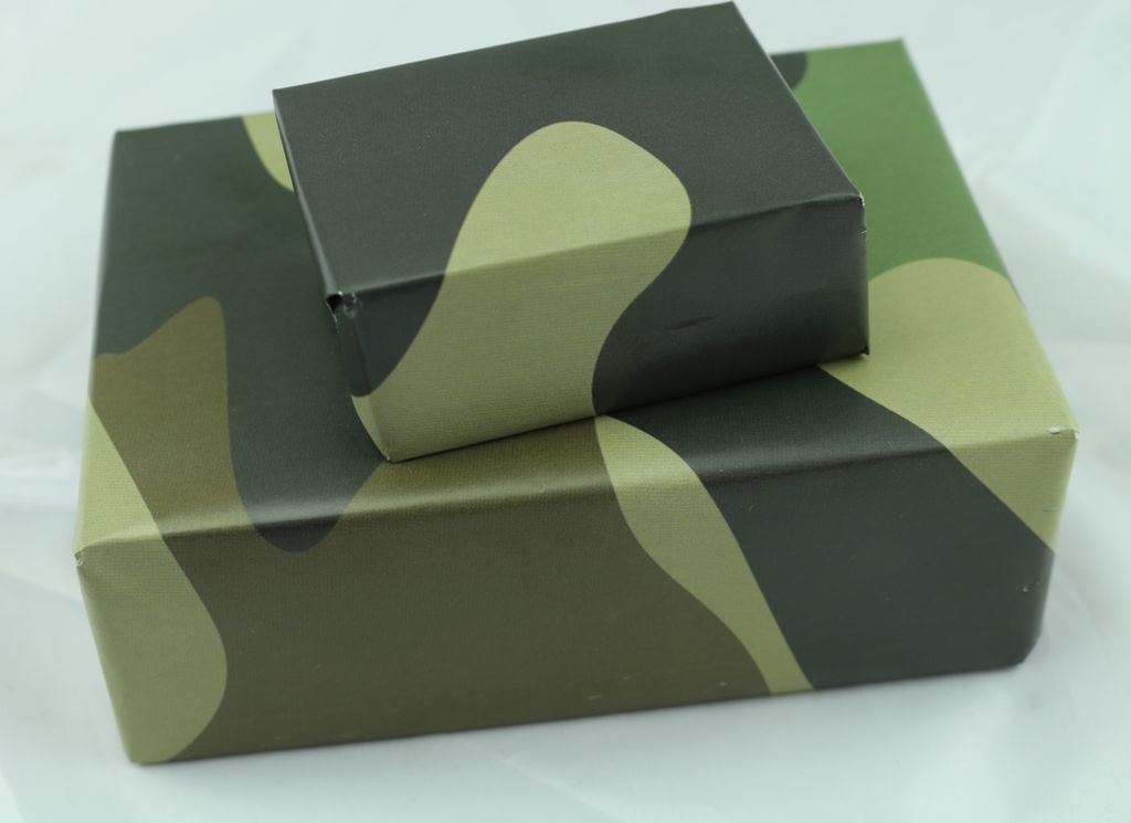 6 Blatt - Geschenkpapier Camouflage Tarnflecken Army Fleck Tarnmuster Woodland Format DIN B3 ( 500 x 350 mm ) ideal als Geschenke Verpackung nicht ...