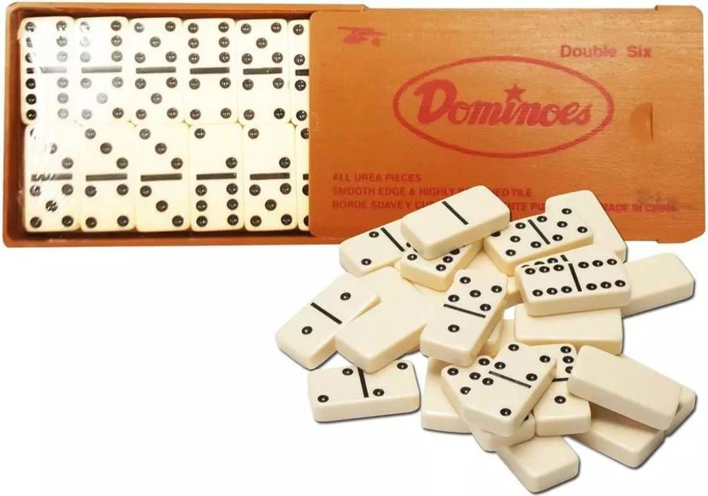 Dominos à dés dans une boîte en plastique Image du produit 
