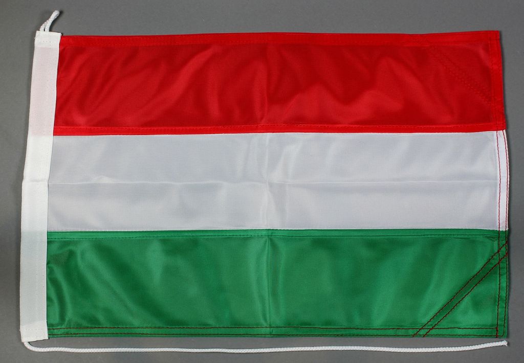 Bootsflagge Ungarn 30x45 cm Motorradflagge Bootsfahne Produktbild 