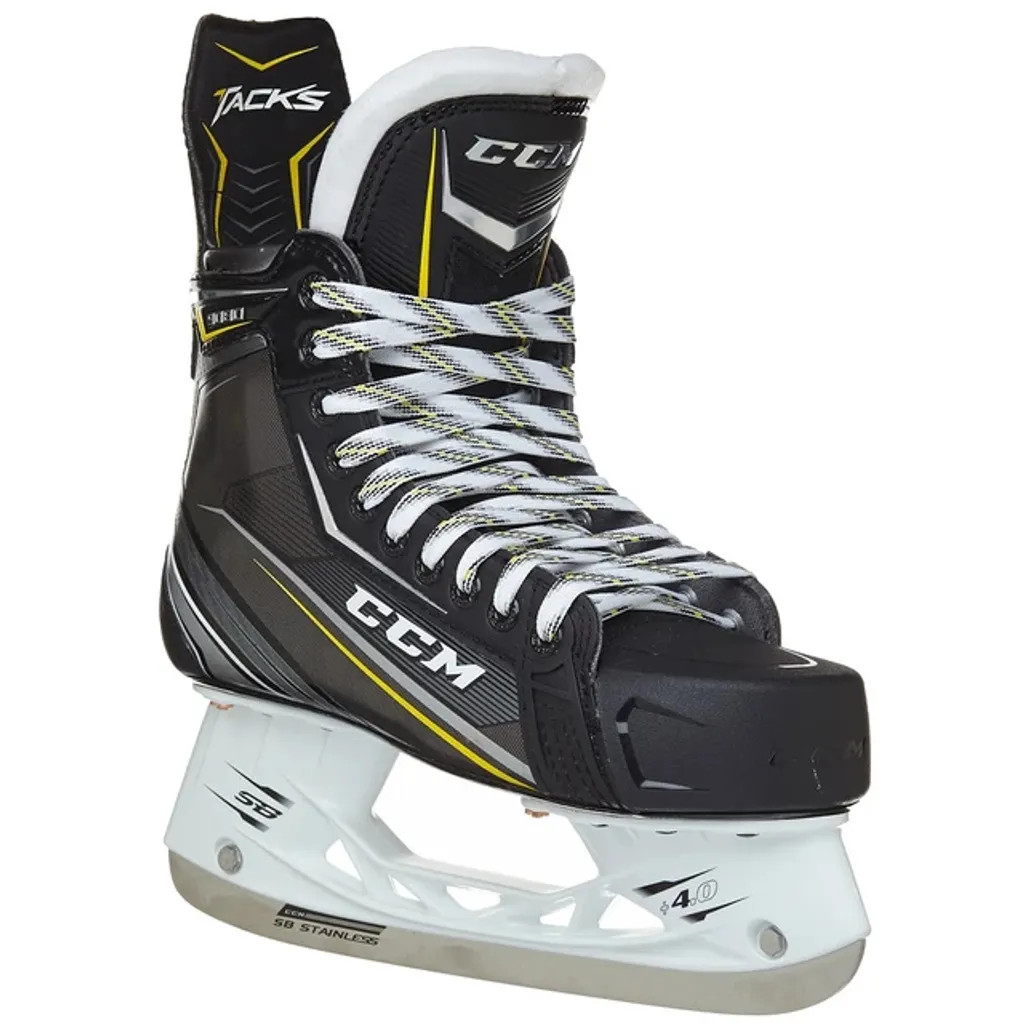 Patins CCM Tacks 9080 Senior EE 9 : finies les douleurs aux pieds larges