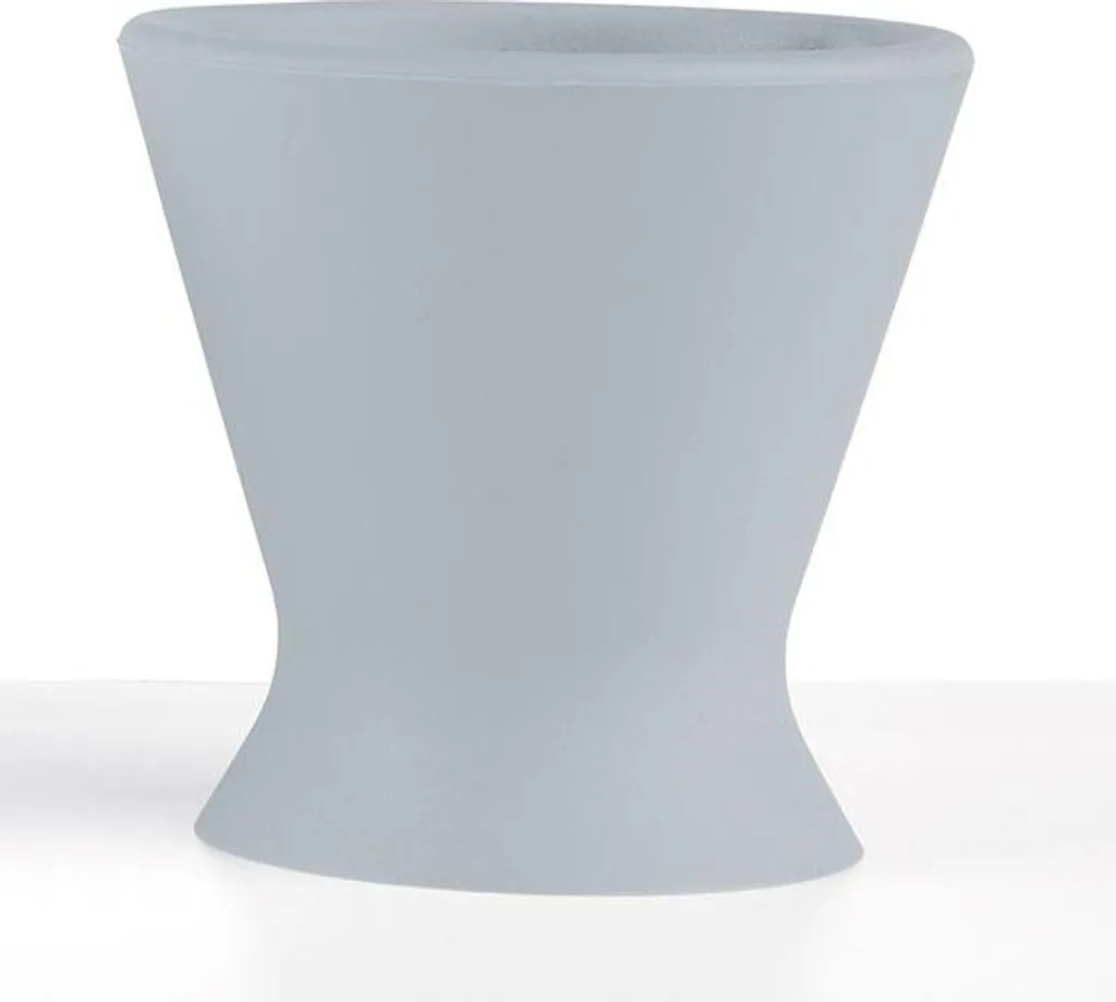 Porte-biberon ventouse Ingenuity Bokee gris clair pour repas de bébé